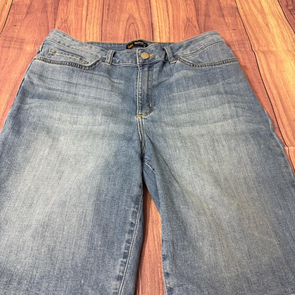 Lee Women's Medium Blue Denim Jean Shorts - Picture 3 of 15